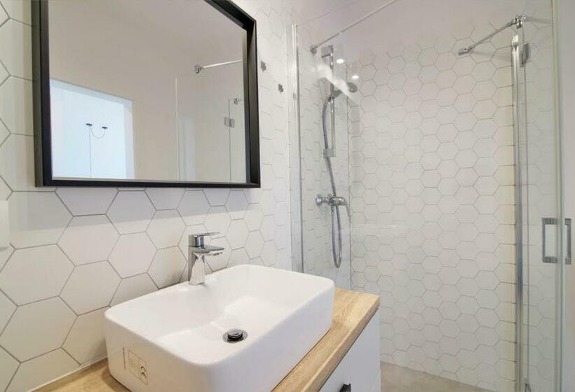 דירה בת חדר שינה 1 עם מרפסת, Apartments In   Podgórna