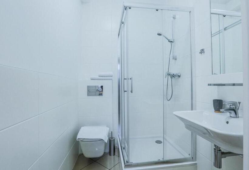 اتاق استاندارد یک نفره, B&b Kraszewskiego3a