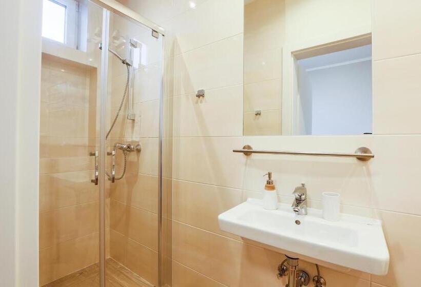 اتاق استاندارد یک نفره, B&b Kraszewskiego3a