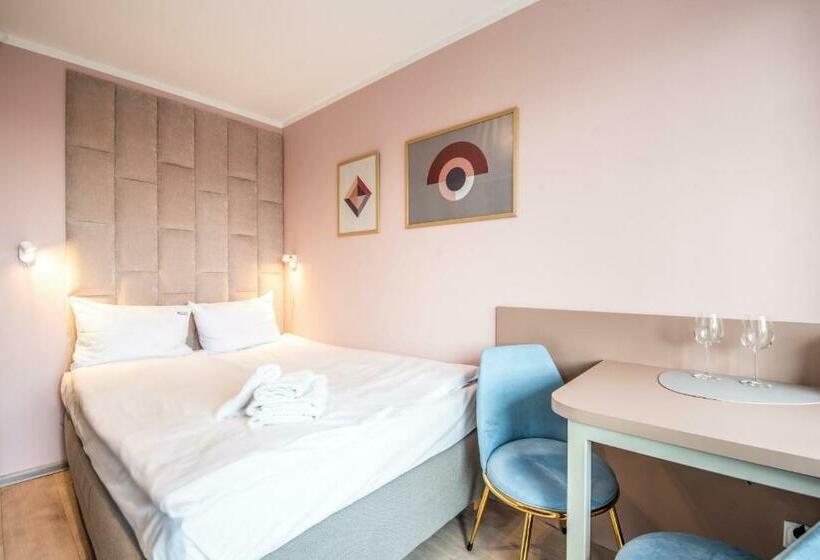 ガーデンビュースタンダードルーム, Al Mare   Apartamenty I Pokoje