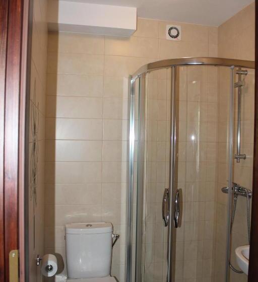 ベーシックルーム, Dom Malowany