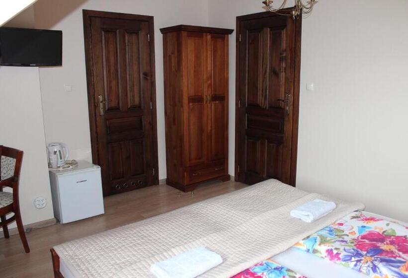 マウンテンビュースタンダードルーム, Dom Malowany