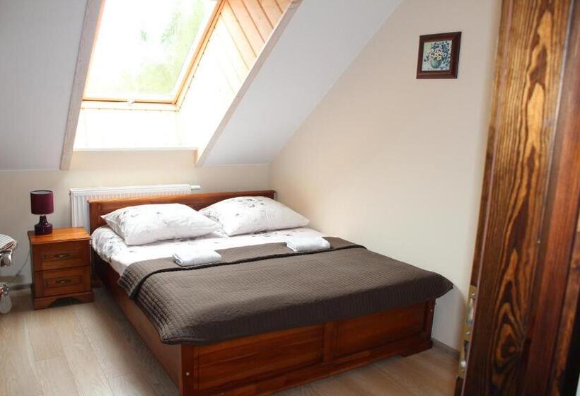 ベーシックルーム, Dom Malowany