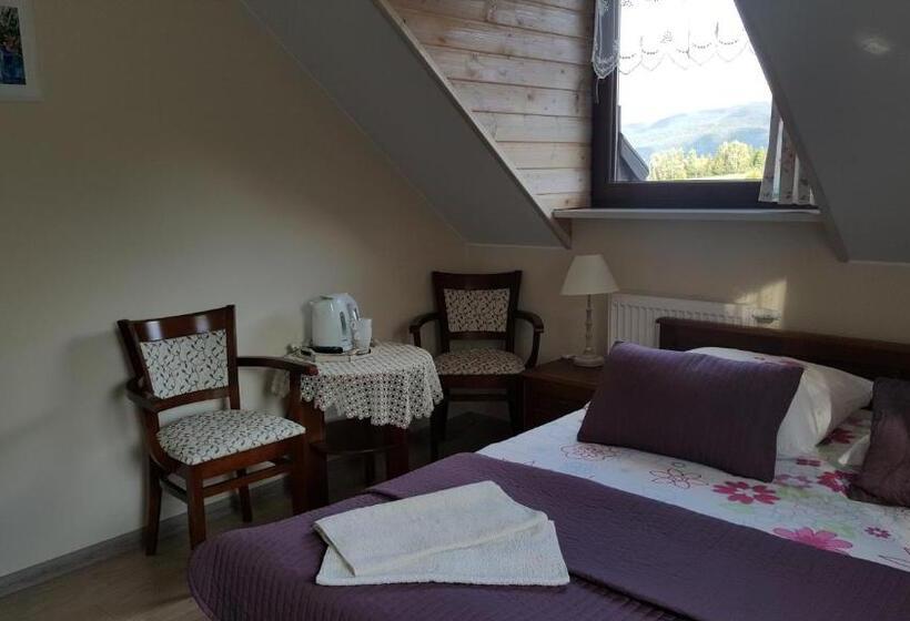 マウンテンビュースタンダードルーム, Dom Malowany