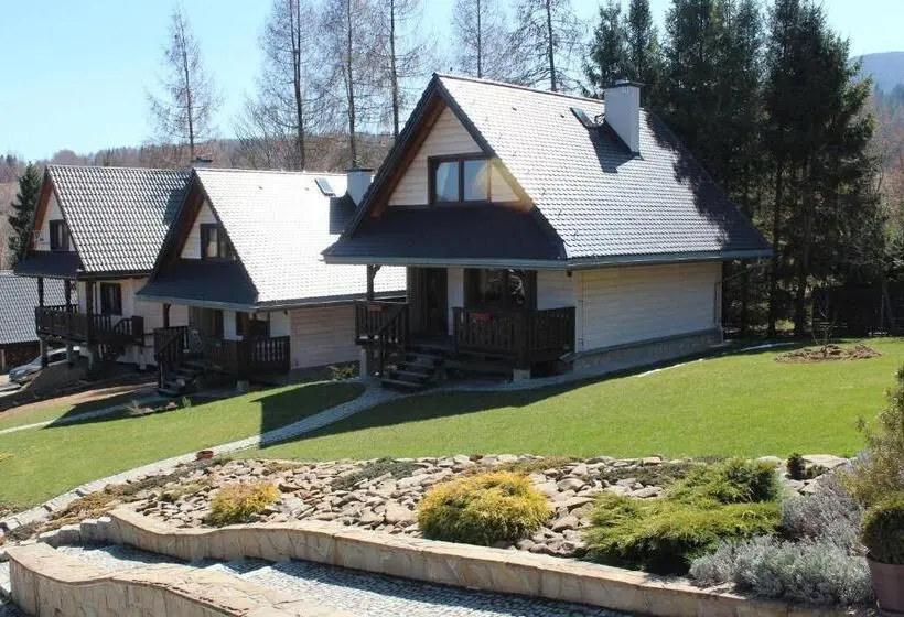 Superior-mökki 1 Makuuhuone, Dom Malowany