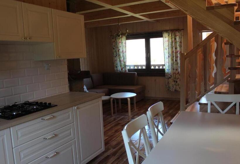 シャレー・スペリアー1寝室, Dom Malowany