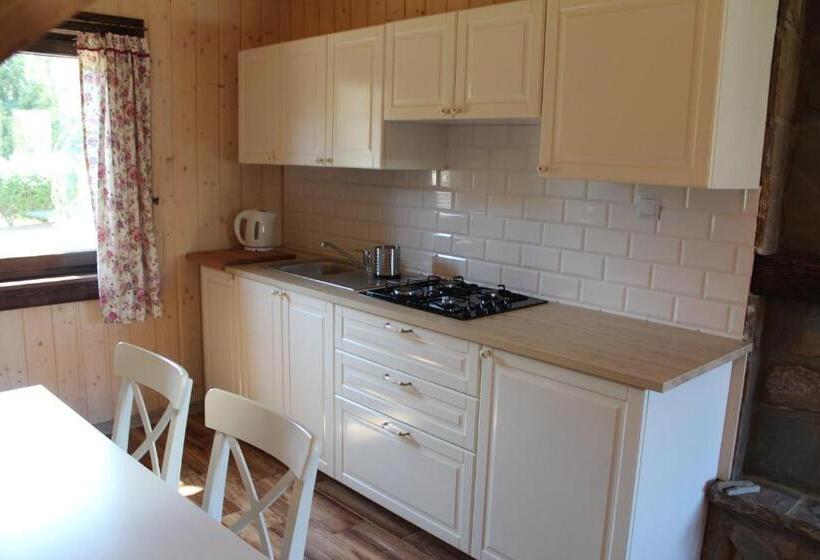 シャレー・スペリアー1寝室, Dom Malowany