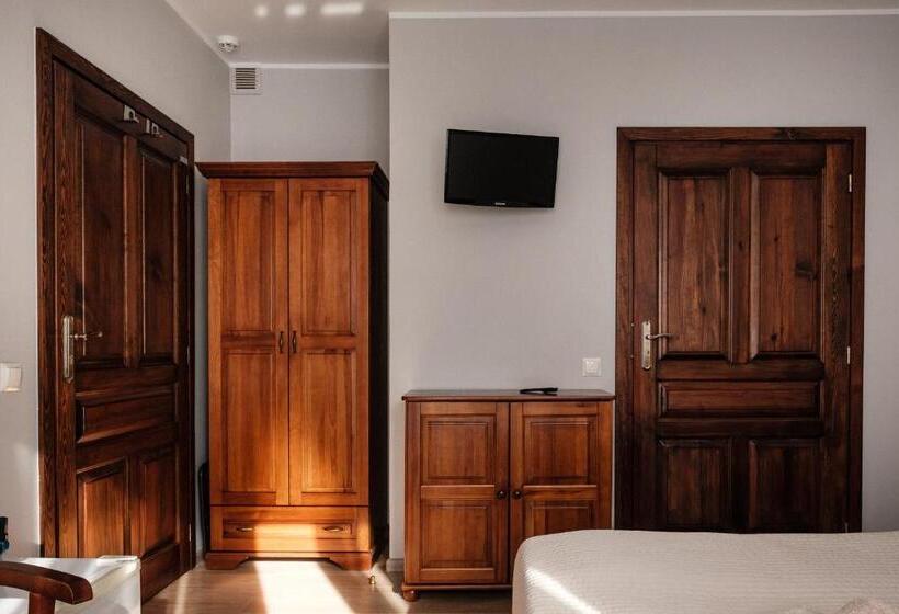 スタンダードルーム, Dom Malowany