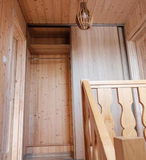 シャレー・スペリアー1寝室, Dom Malowany