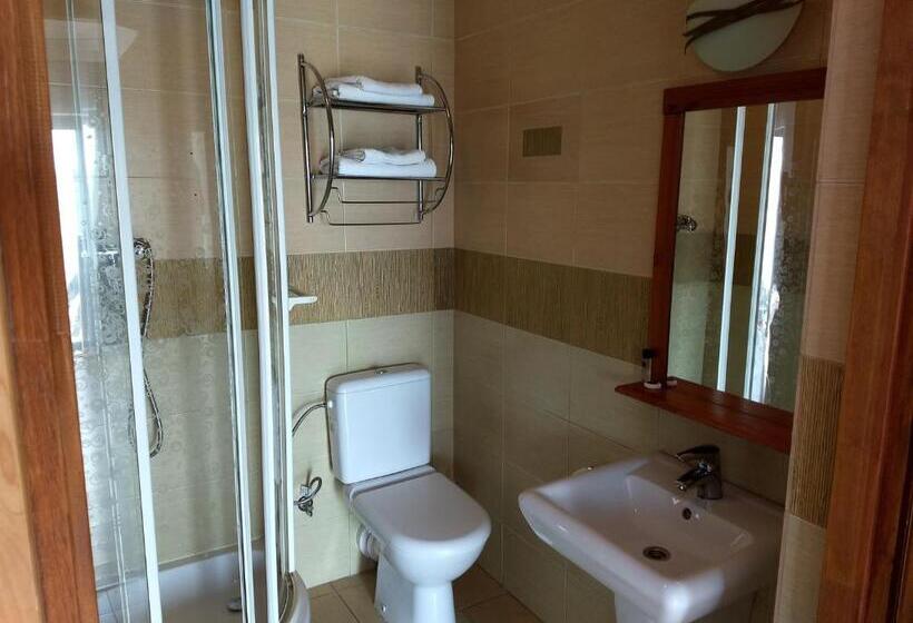 חדר סופריור עם מרפסת, Karczma Biesiadna