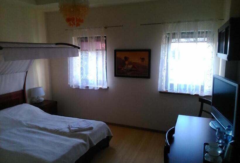 חדר סופריור, Karczma Biesiadna