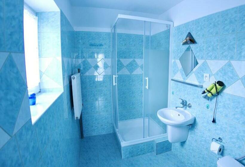 חדר דלוקס עם מרפסת, Marinas Rewa