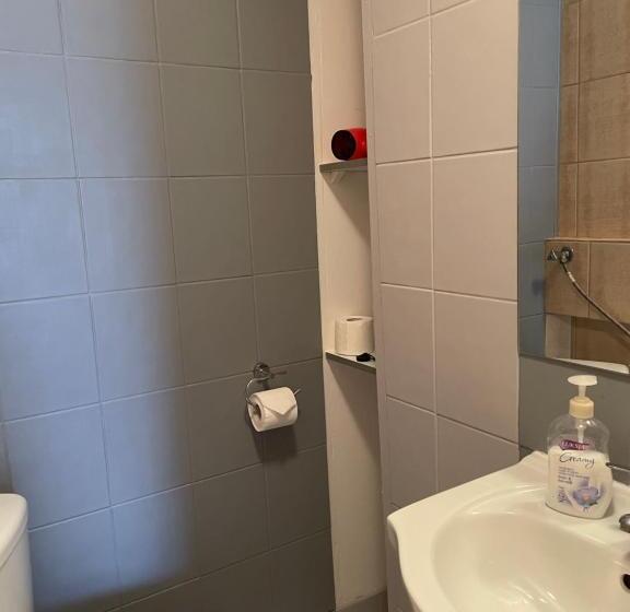 סטודיו סטנדרט עם מרפסת, Marinas Rewa