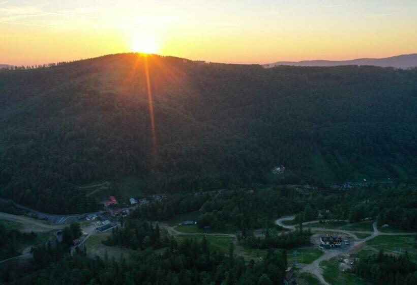 اتاق لوکس با بالکن, Polana Suche