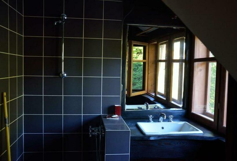 חדר סטנדרט לארבעה, Schronisko Górskie Nad Smolnikiem