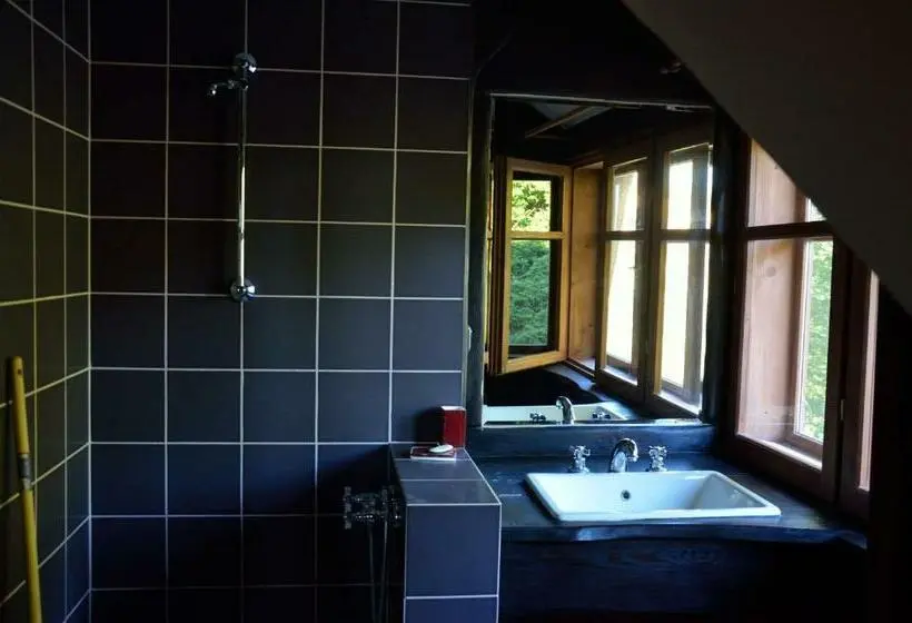 スタンダード４人部屋, Schronisko Górskie Nad Smolnikiem