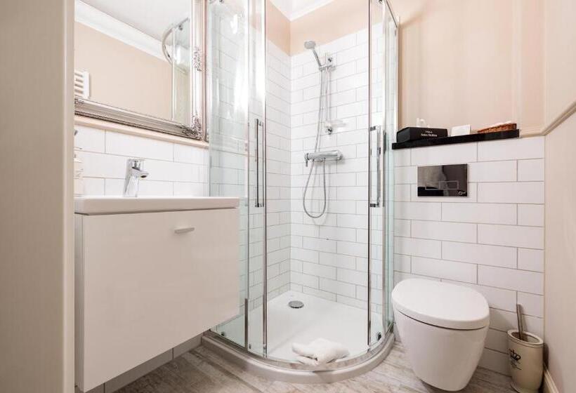 غرفة قياسية ثلاثية مزودة بشرفة, Villa Astra Baltica