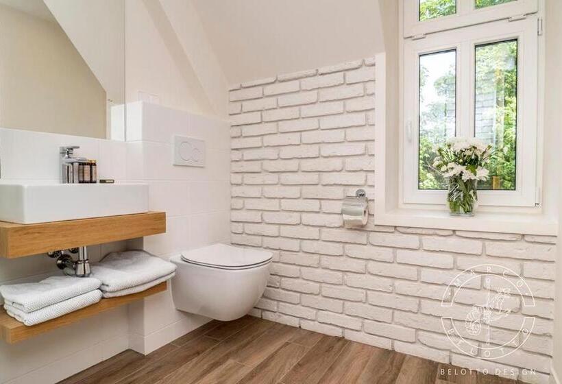 Полулюкс Повышенной Комфортности, Willa Legenda Hotel Adults Only