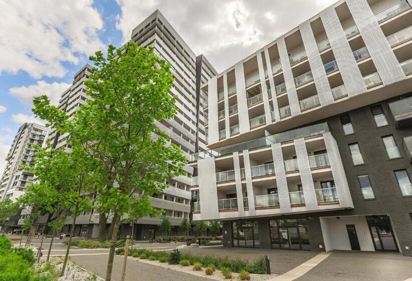 テラス付き１ベッドルームアパートメント, Coin Apartamenty