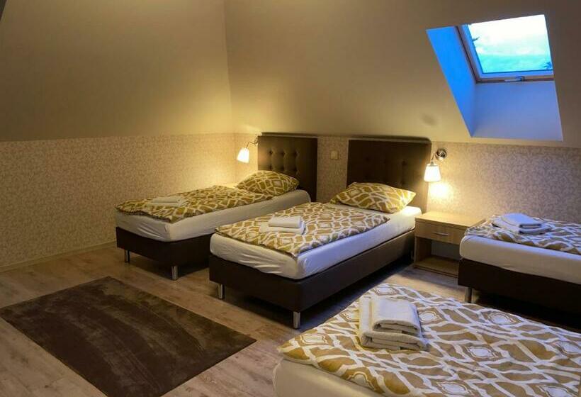 חדר סטנדרט, Magnat