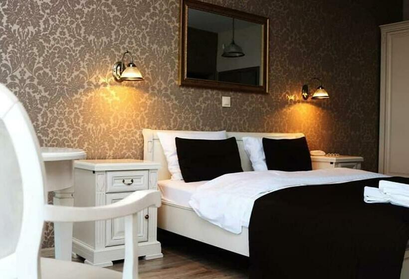 חדר דלוקס, Magnat