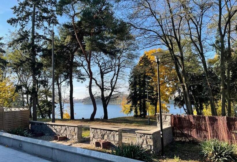 חדר סטנדרט נוף לאגם, Papaver