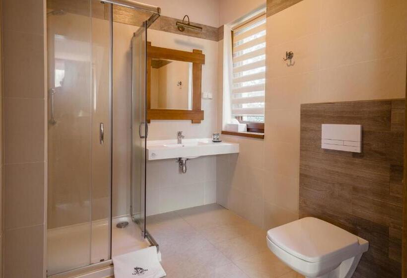 デラックスルーム, Ranczo Smyczyna