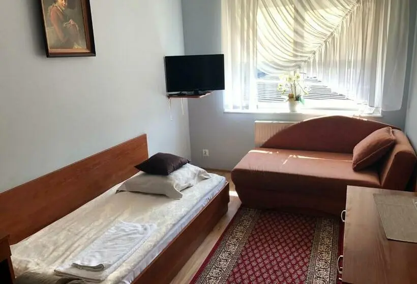 Standard Yhden Hengen Huone, U Bosmana