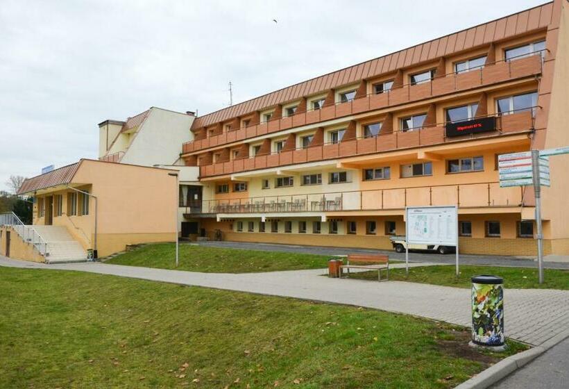 اتاق اکونومی یک تخته, Wosir Drzonków