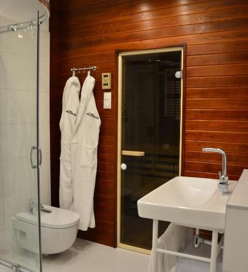 Quarto Deluxe, Wosir Drzonków