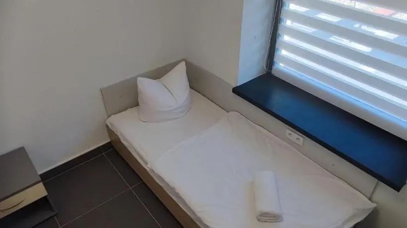 家族用バンガロー, Wosir Drzonków