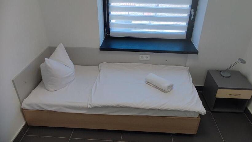 بنگله خانوادگی, Wosir Drzonków