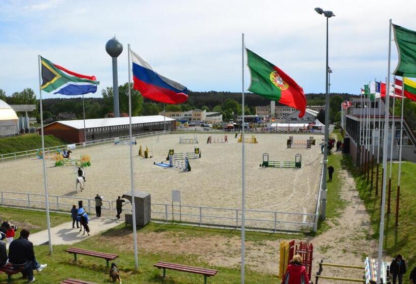 اتاق استاندارد سه نفره, Wosir Drzonków