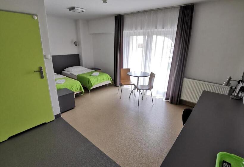 اتاق اکونومی, Wosir Drzonków