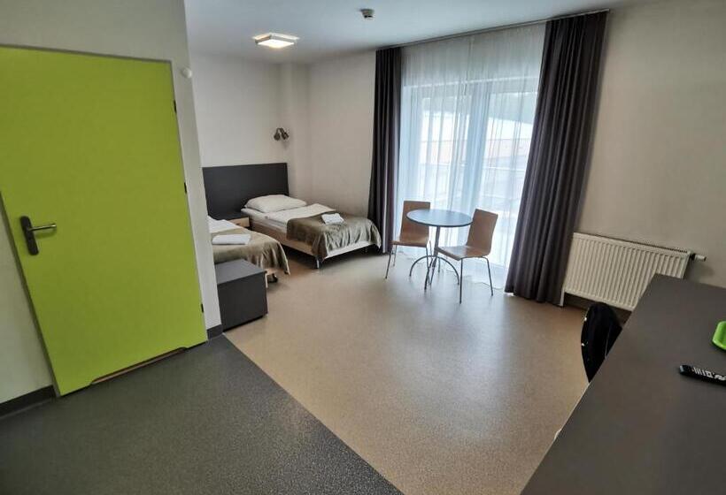 اتاق اکونومی, Wosir Drzonków