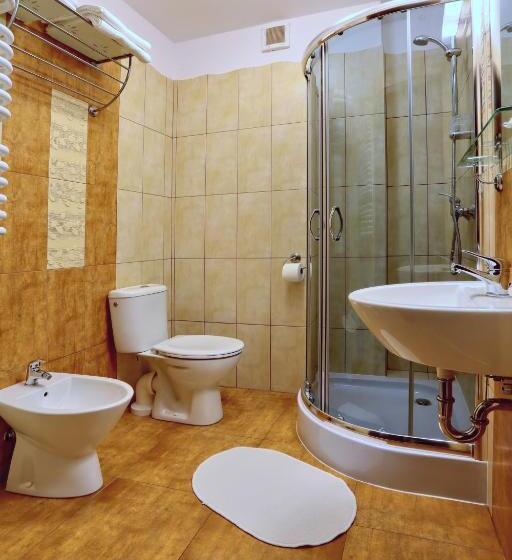 이코노미 룸, Zajazd Gielarek