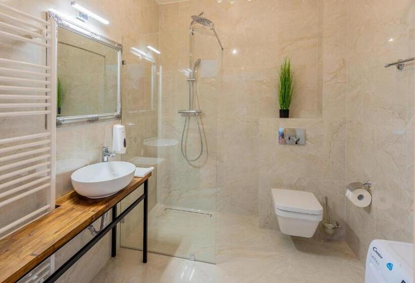 컴포트 트리플 룸, Kamienica Zamenhofa   Apartamenty Na Wynajem