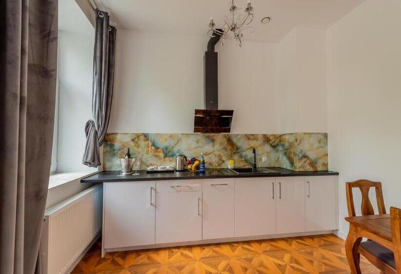 컴포트 트리플 룸, Kamienica Zamenhofa   Apartamenty Na Wynajem