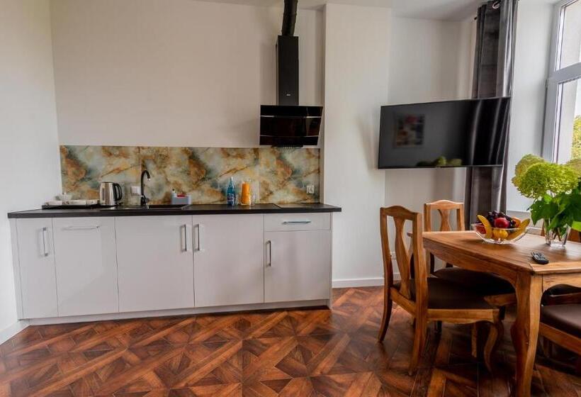 프리미엄 4인룸, Kamienica Zamenhofa   Apartamenty Na Wynajem