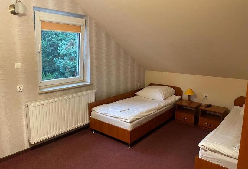 غرفة قياسية حمام مشترك, Zakarczmie Stokrotka