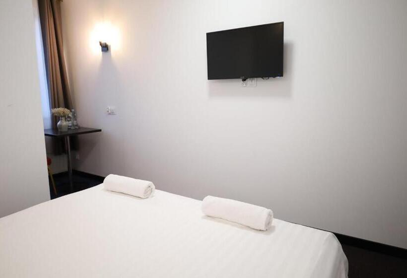 غرفة قياسية سرير كينج, Zakarczmie Stokrotka