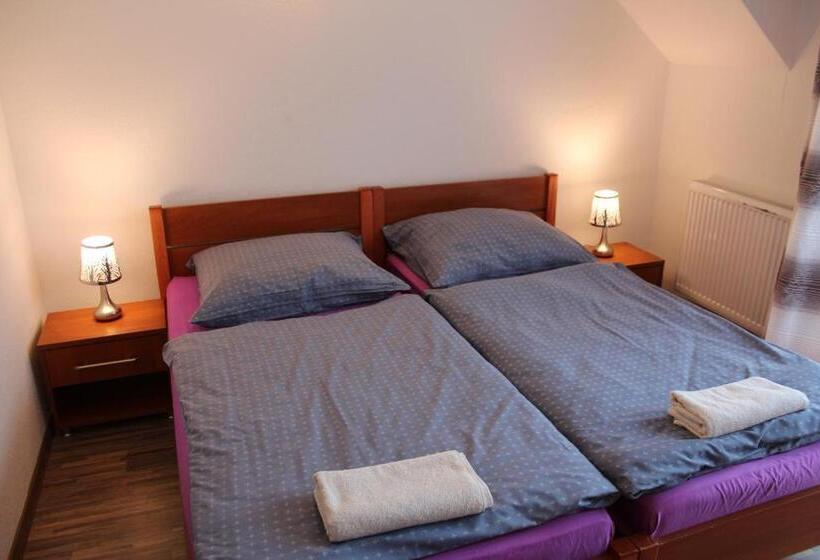 Апартаменты 1 Спальня с Балконом, Aqua Villa Grzybowo