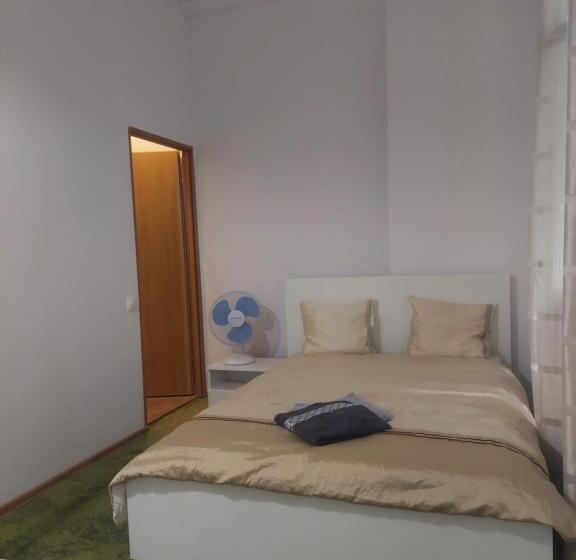 スタンダードルーム, Centrum Lwowska