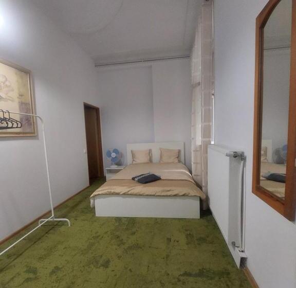 スタンダードルーム, Centrum Lwowska