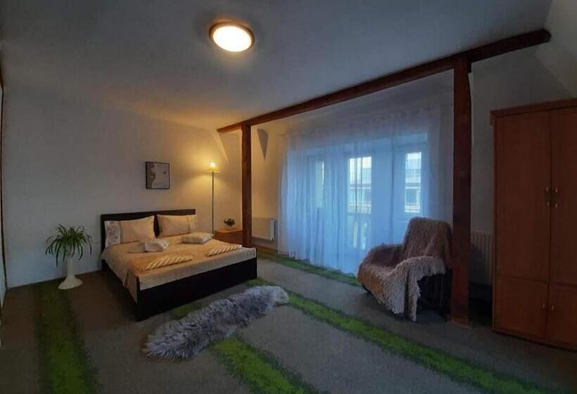 エコノミールーム, Centrum Lwowska