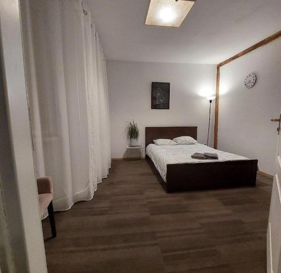 スタンダードルーム, Centrum Lwowska