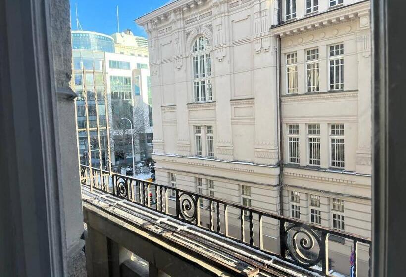 エコノミールーム, Centrum Lwowska