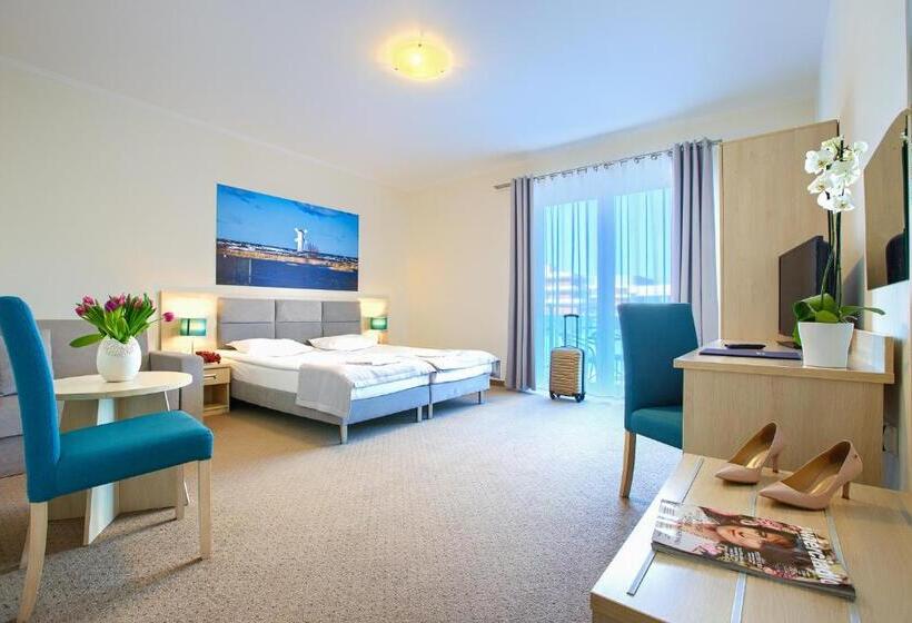 スタンダードルーム, Laguna