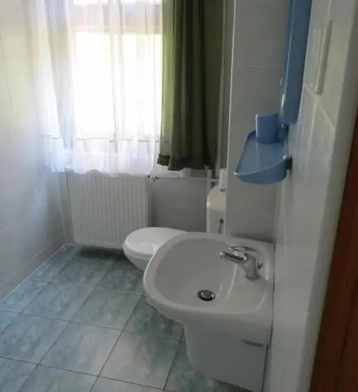 Perhehuone, Mylak Bianca