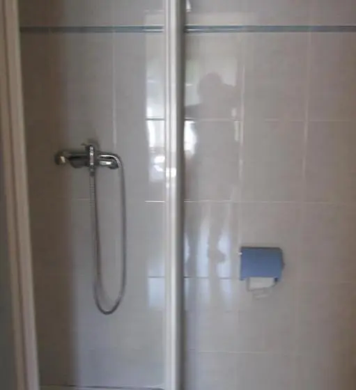Standard Neljän Hengen Huone, Mylak Bianca